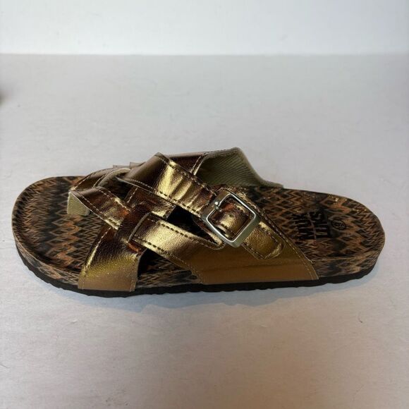 Muk Luks Women's Gold Metallic Slide Sandals Thong Style Size 9 - Picture 3 of 6